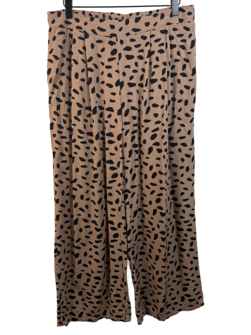 Milk & Honey Cheetah Wide Leg Pull on Pants